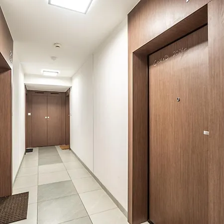 Appartement Rentplanet - Mistrzejowice